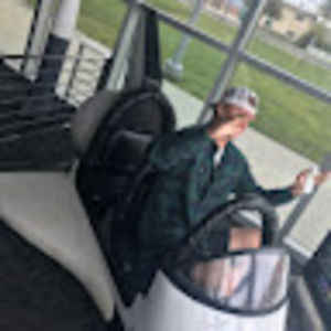 Meet your Posher, Wyatt